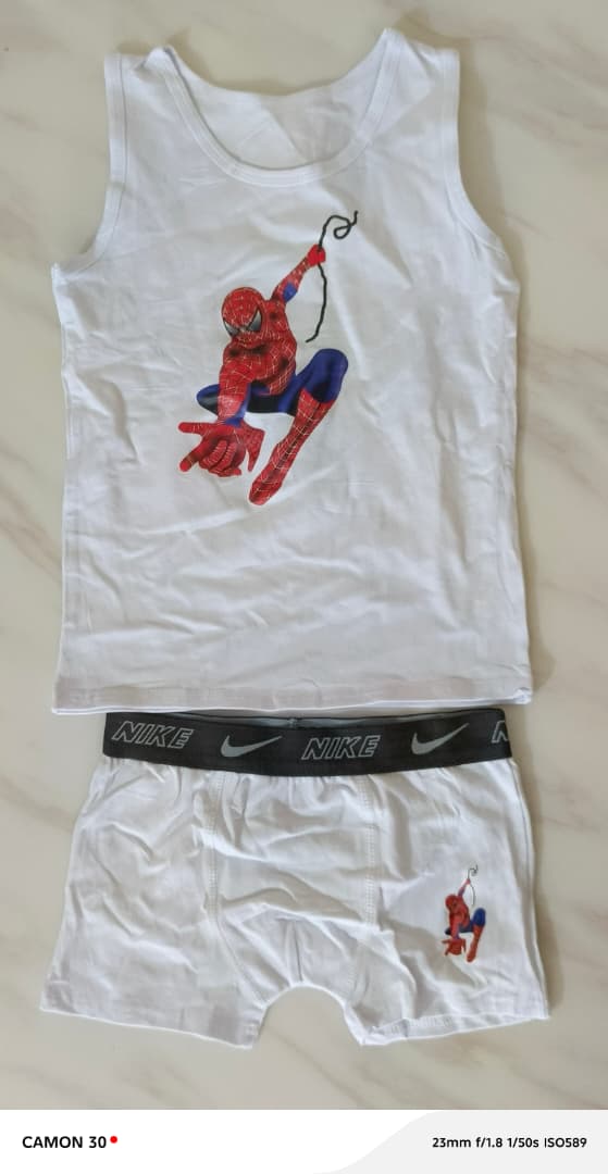 – Débardeur + Short Lightning McQueen